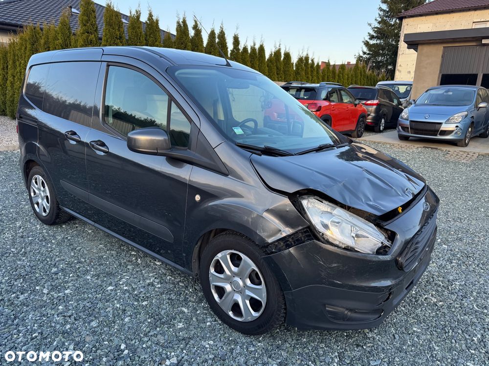 Ford Transit Courier - 3
