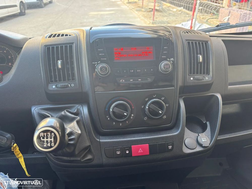 Peugeot Boxer 2.2 BlueHDi 120cv L3 H3 - IVA DEDUTÍVEL - 31