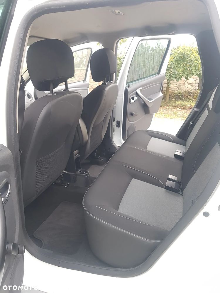 Dacia Duster 2015 photo 2