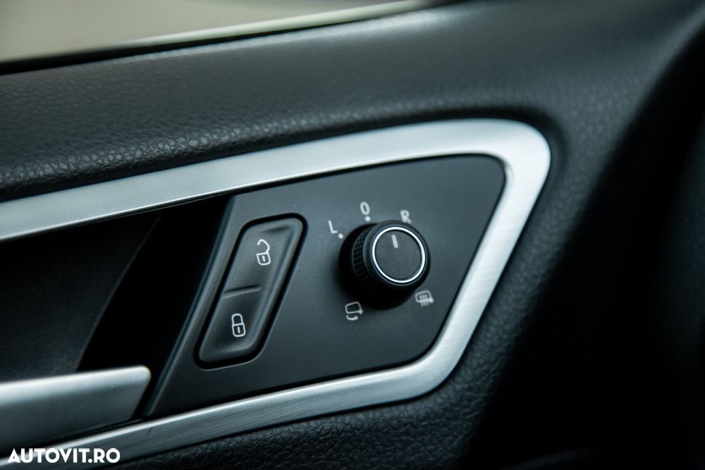 Volkswagen Golf - 39