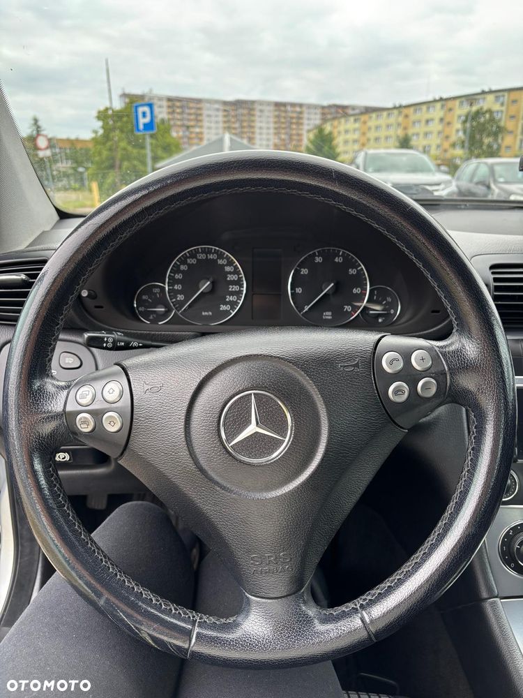 Mercedes-Benz Klasa C 180 Kompressor Starline - 21