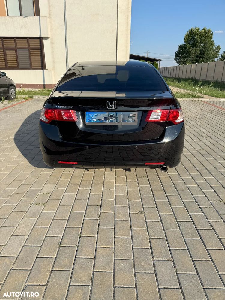 Honda Accord 2.0i Executive - 3
