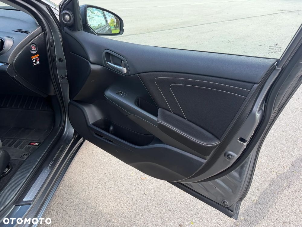 Honda Civic 1.6 i-DTEC Lifestyle (Honda Connect+) - 19