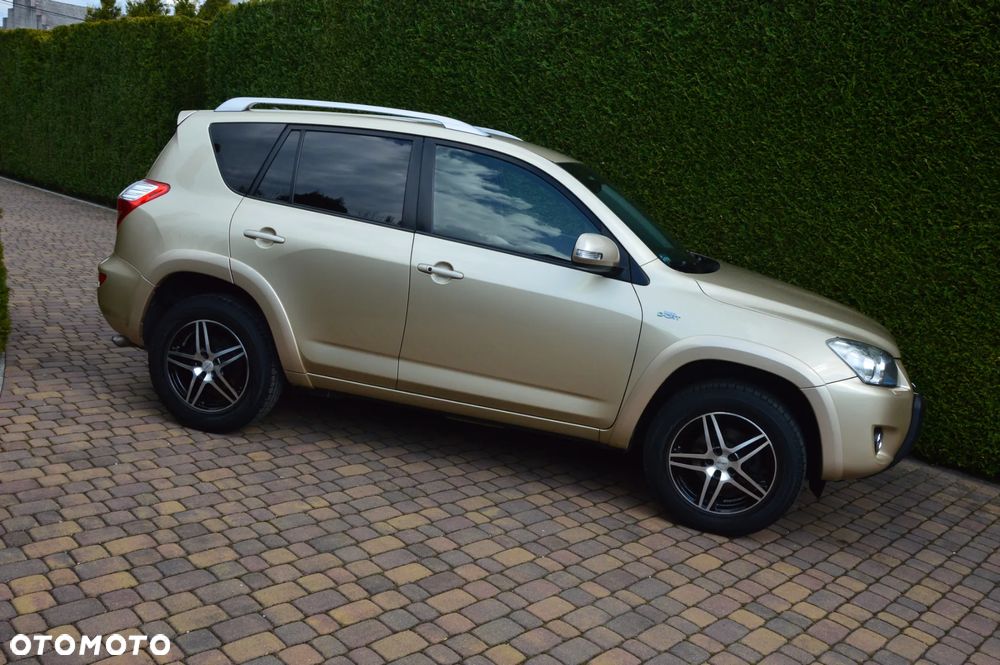 Toyota RAV4 2.2 D-CAT Sol 180 - 6