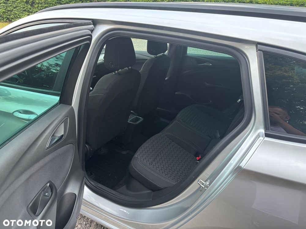 Opel Astra - 9