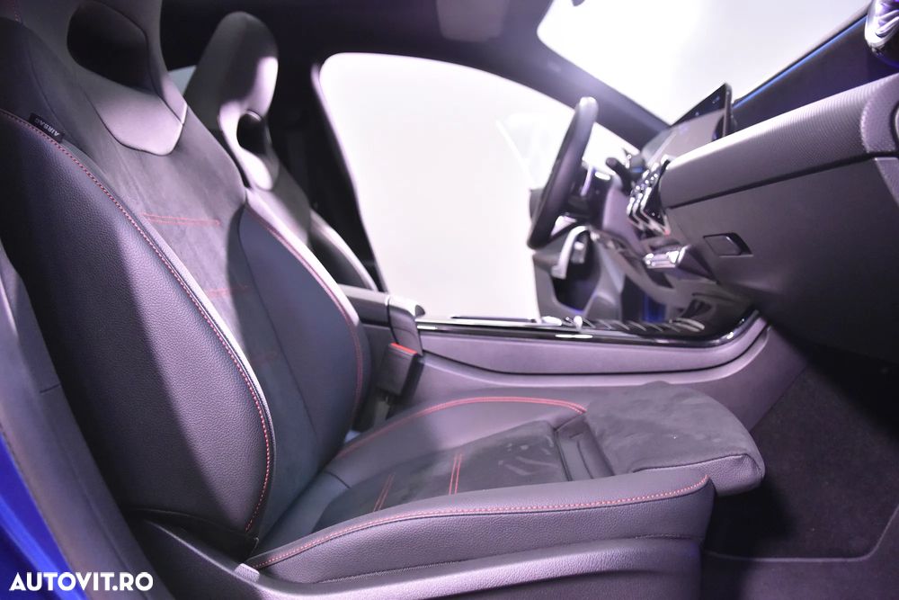 Mercedes-Benz CLA 220 4Matic 7G-DCT AMG Line - 12