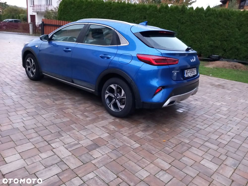 Kia XCeed 1.5 T-GDI M - 4