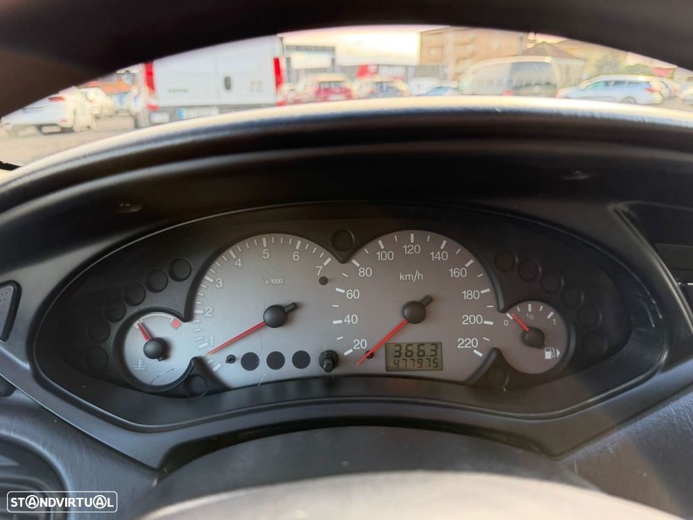 Ford Focus Van 1.8 TDdi - 26