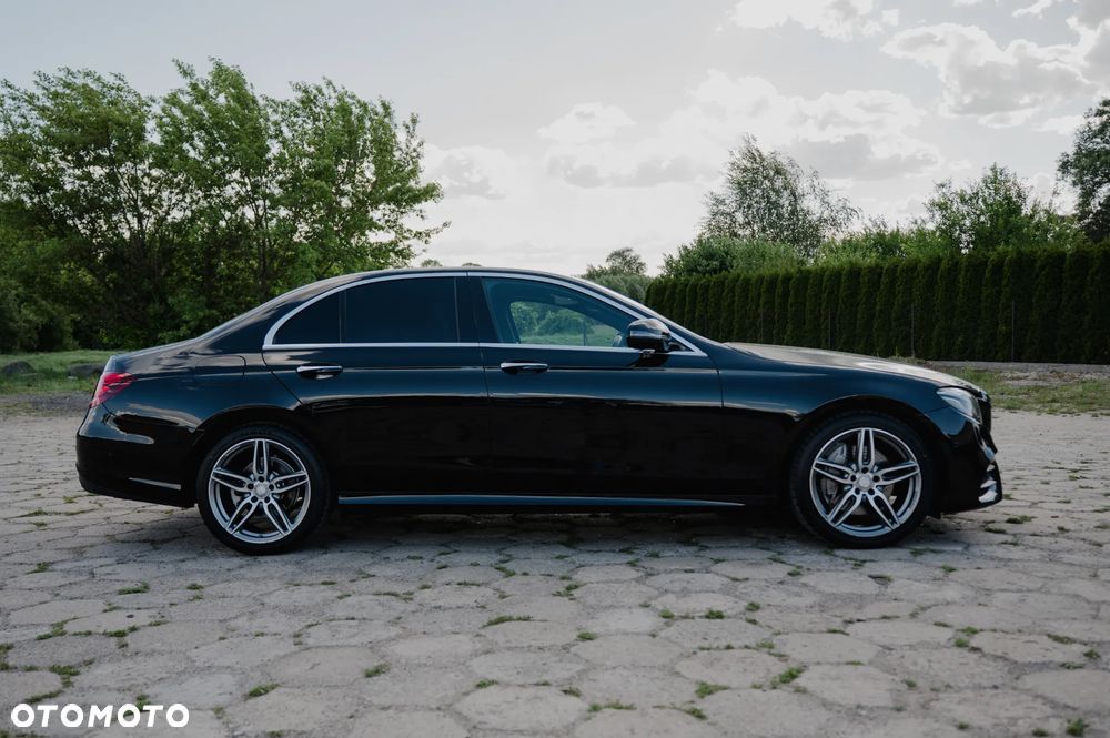 Mercedes-Benz Klasa E 220 d 4-Matic Business Edition 9G-TRONIC - 32