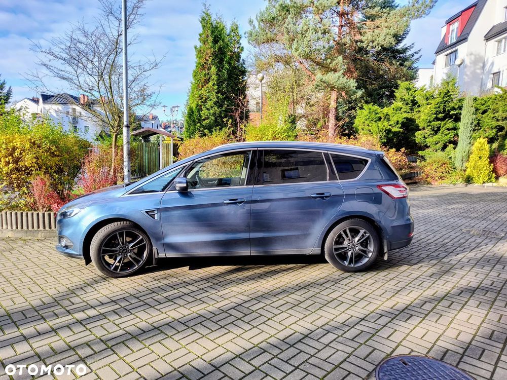 Ford S-Max 2.0 EcoBlue Twin-Turbo Titanium - 2