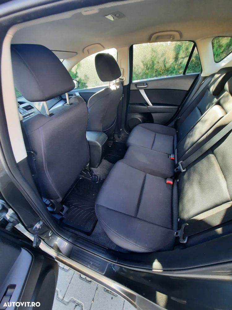 Mazda 3 1.6i CE - 10