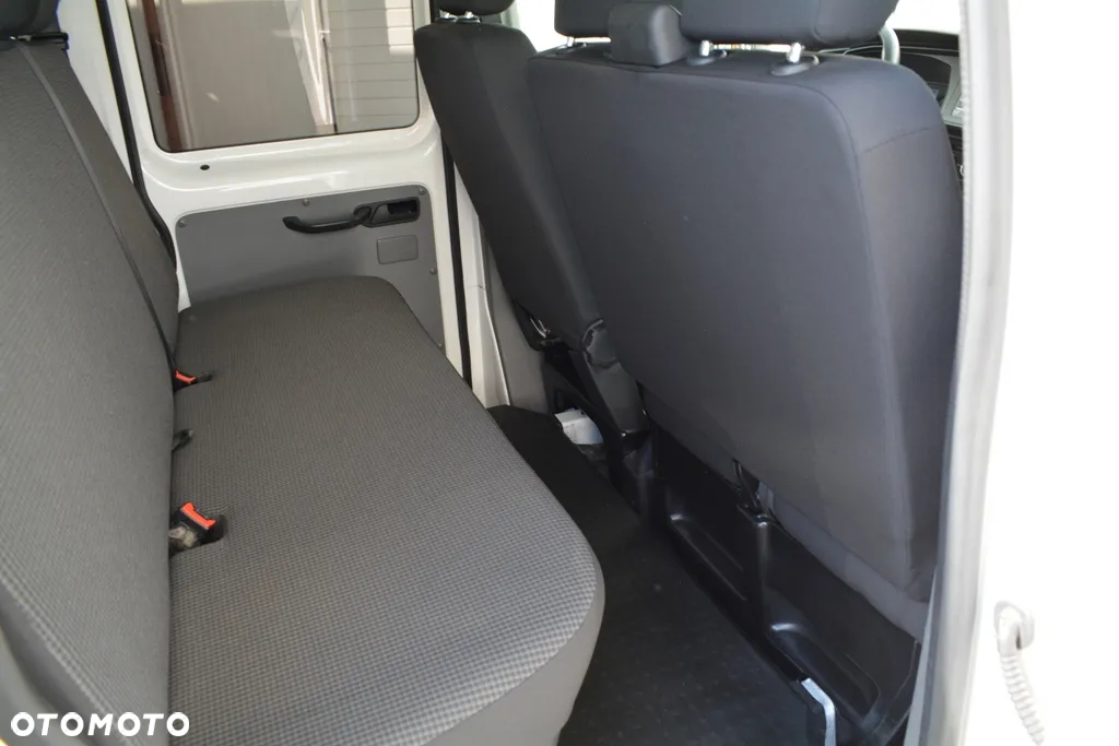 Volkswagen TRANSPORTER T6.1 DOKA - 28