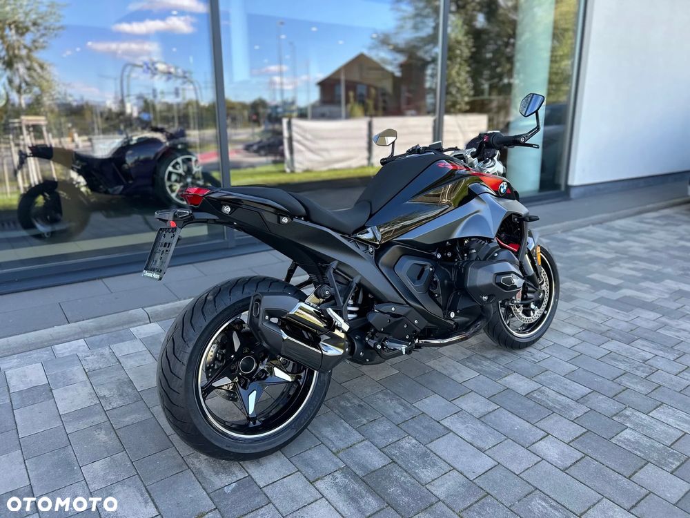 BMW R - 6