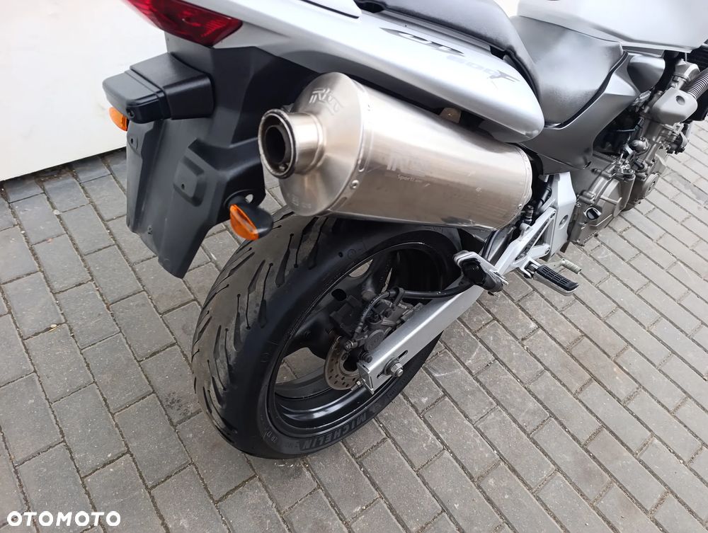 Honda Hornet - 22