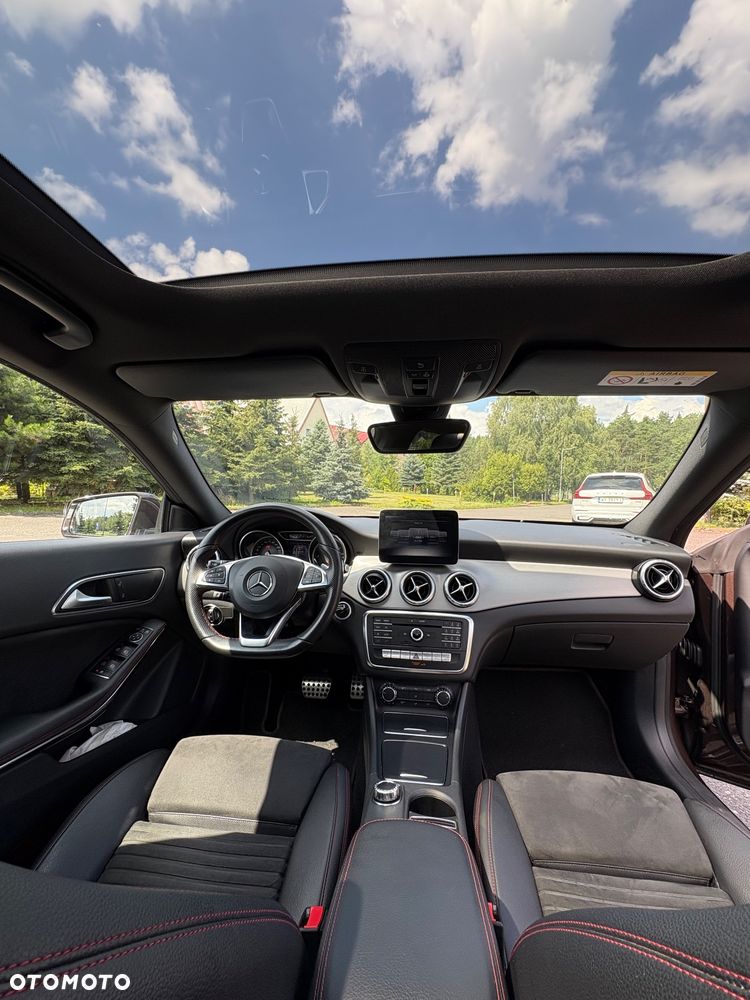 Mercedes-Benz CLA 220 d AMG Line 8G-DCT - 8