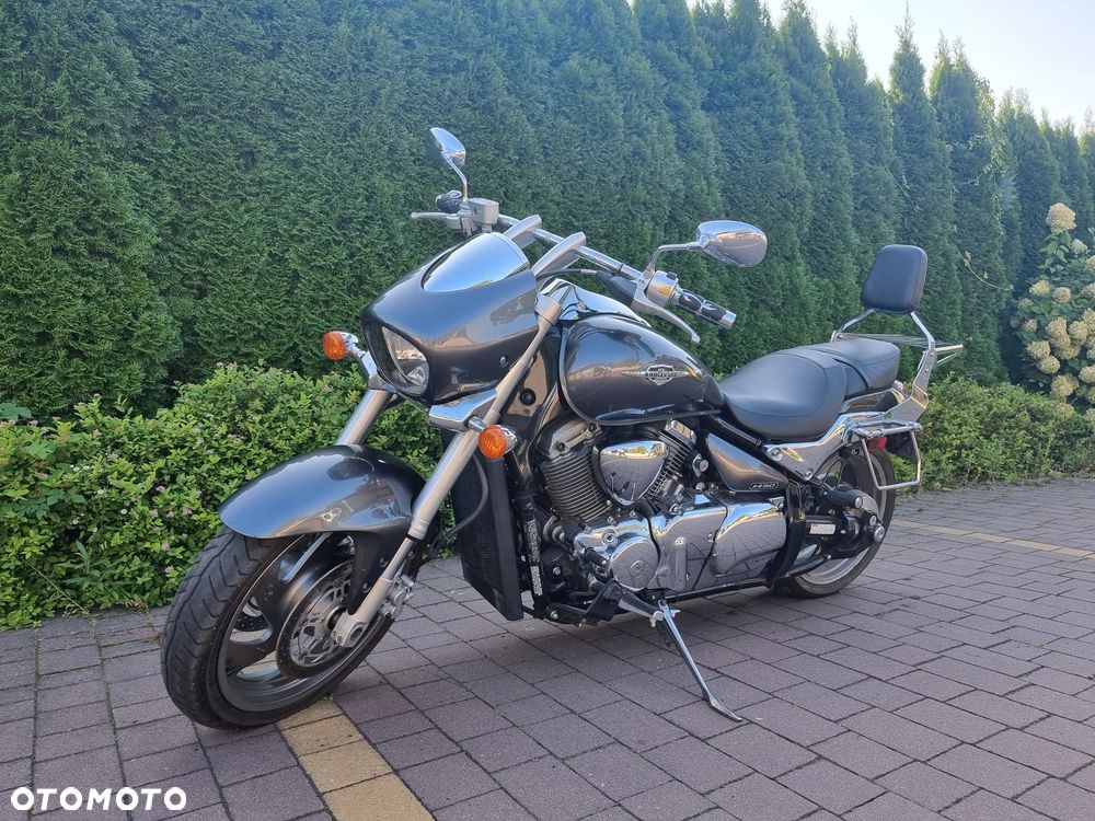 Suzuki Boulevard - 2