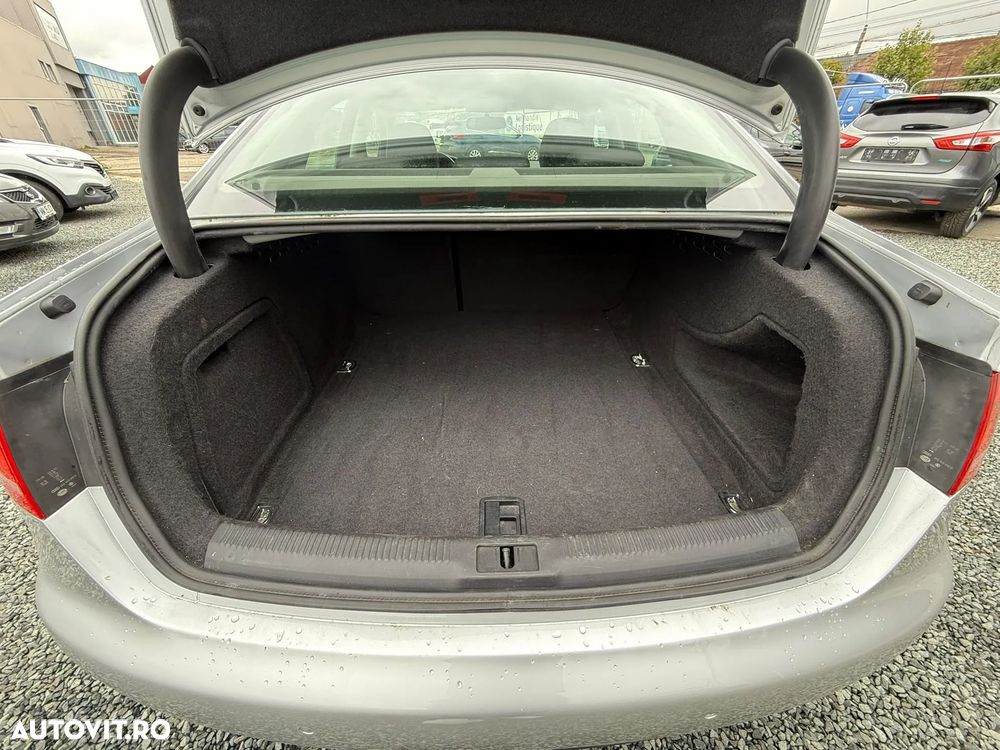Audi A4 Limuzina 2.0 TDI DPF Ambiente - 8