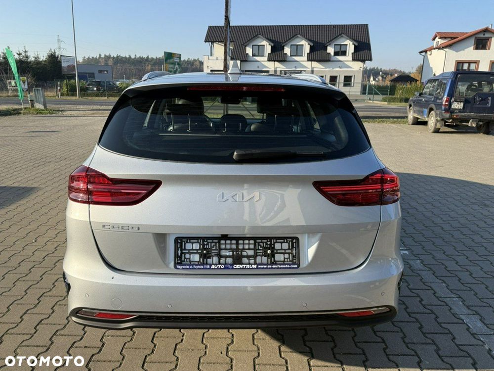 Kia Ceed SW 1.0 T-GDI DCT7 (48V M-H) Ultimate Edition - 8
