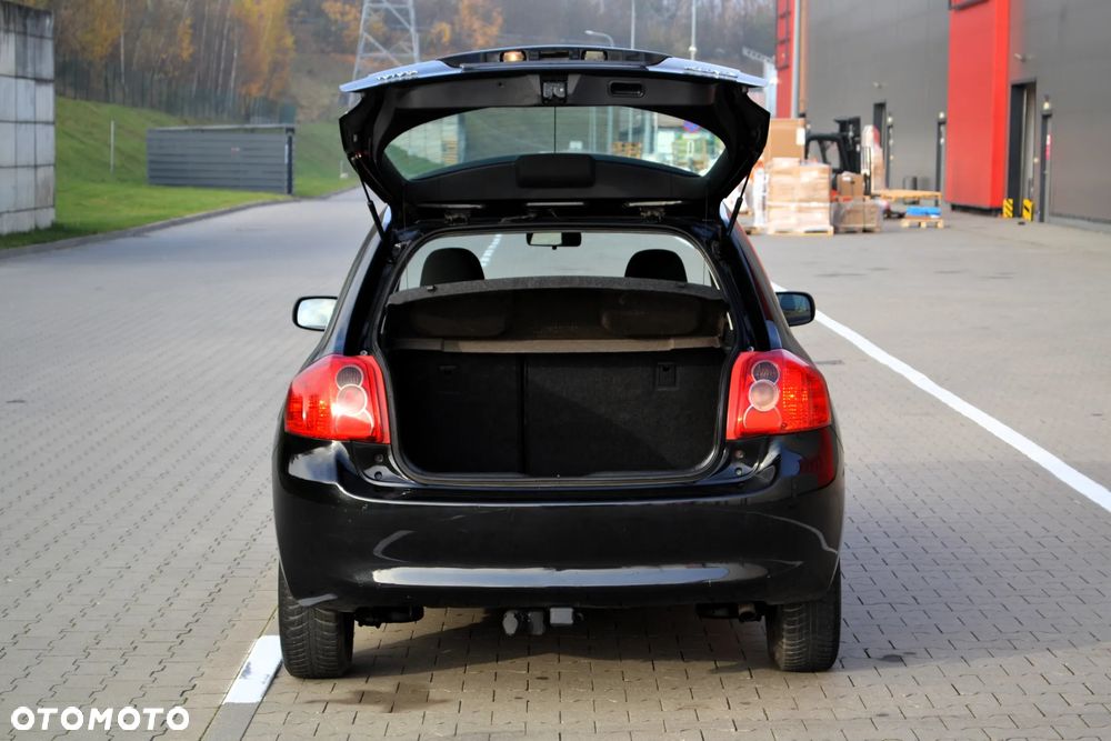 Toyota Auris 1.4 D-4D Luna - 28