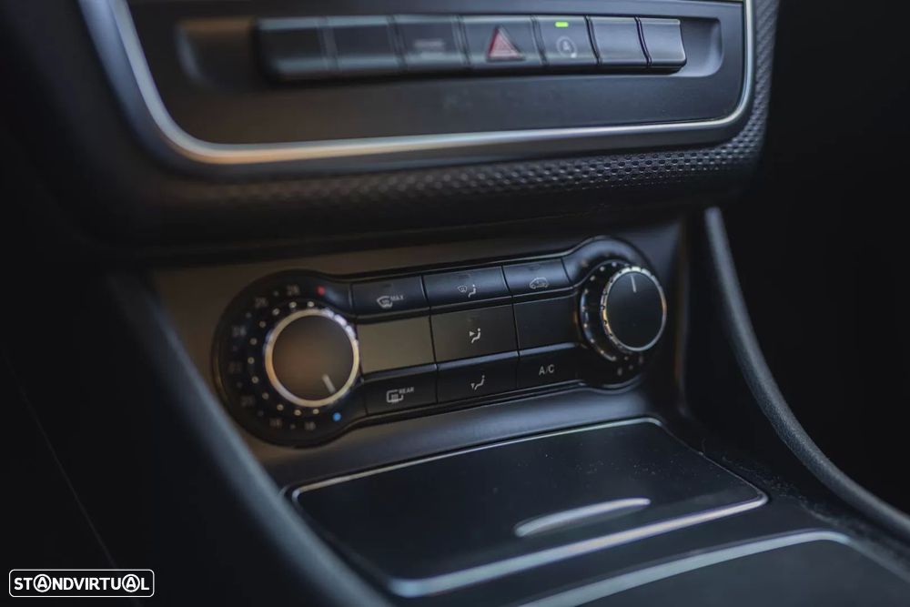 Mercedes-Benz A 160 d Aut. - 24