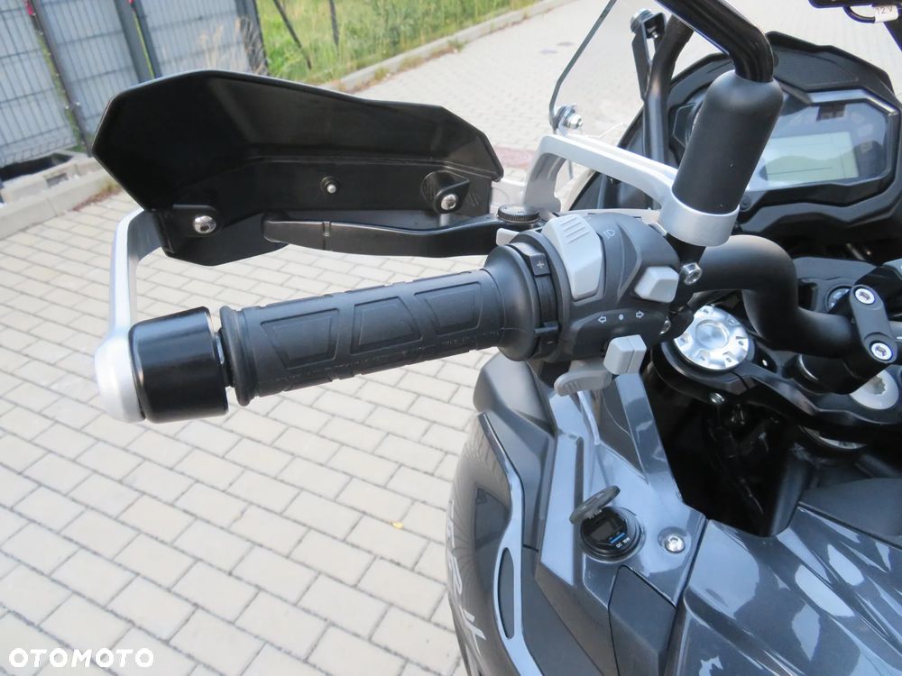 Benelli TRK 502 - 14