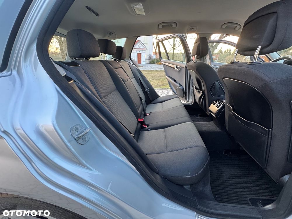 Mercedes-Benz Klasa C - 27