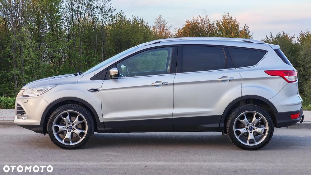 Ford Kuga 2.0 TDCi 4x4 Titanium - 11