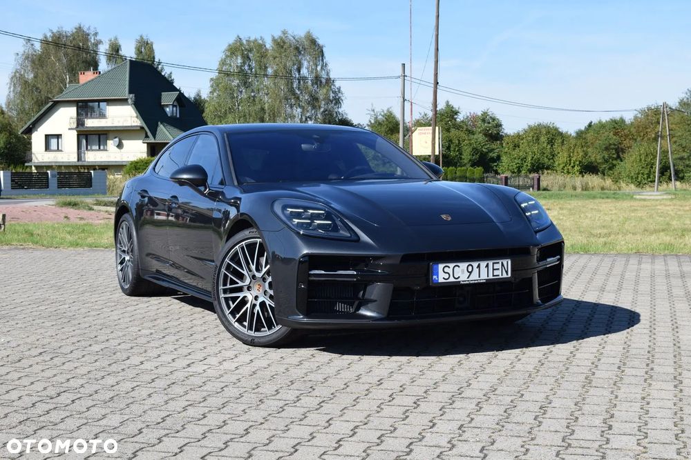 Porsche Panamera 4 - 11