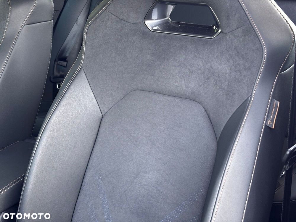 Cupra Formentor 1.5 eTSI mHEV DSG - 17
