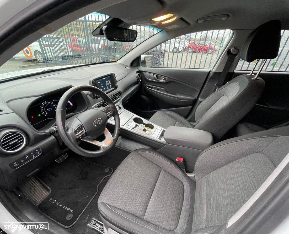 Hyundai Kauai EV 64.8 kWh Premium - 6