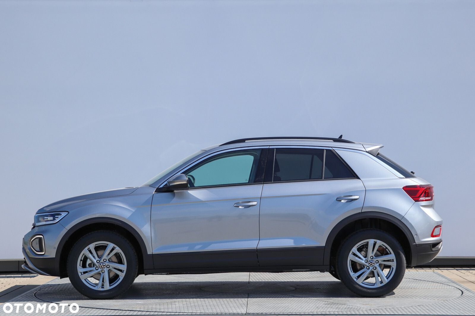 Volkswagen T-Roc - 2