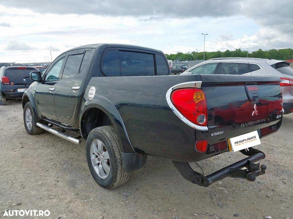 Dezmembrez Mitsubishi L200 2.5 Diesel 2010 - 8