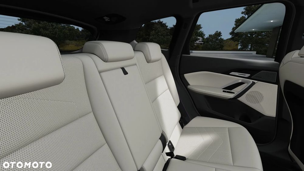 BMW X1 - 13