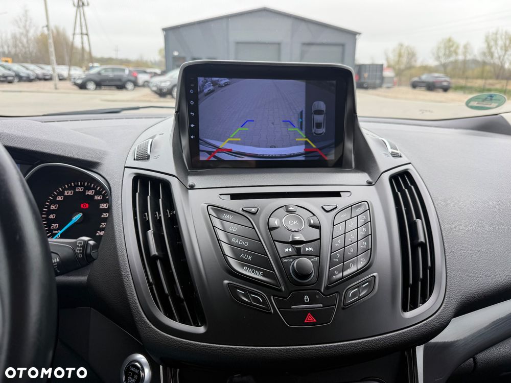 Ford Kuga 2.0 TDCi 4x4 Titanium - 28