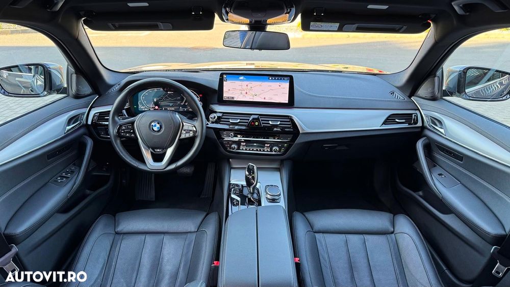 BMW Seria 5 530e xDrive Aut. Luxury Line - 14