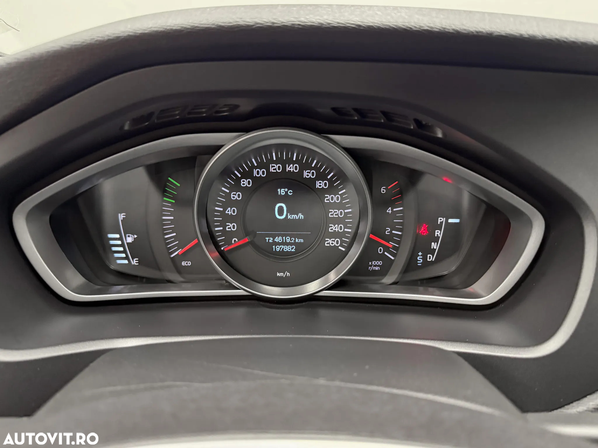 Volvo V40 Cross Country D2 Powershift Momentum - 25