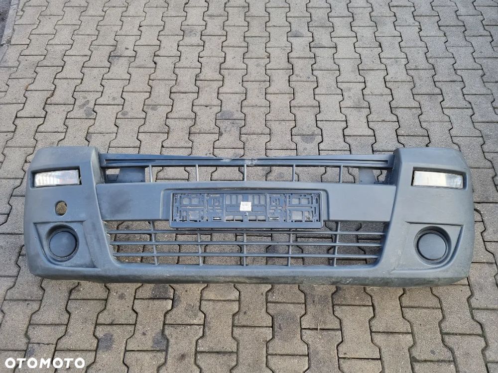 ZDERZAK PRZEDNI MASTER MOVANO 04-10r.