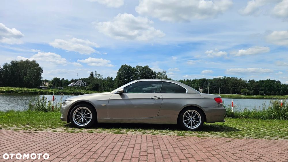 BMW Seria 3 320i - 6