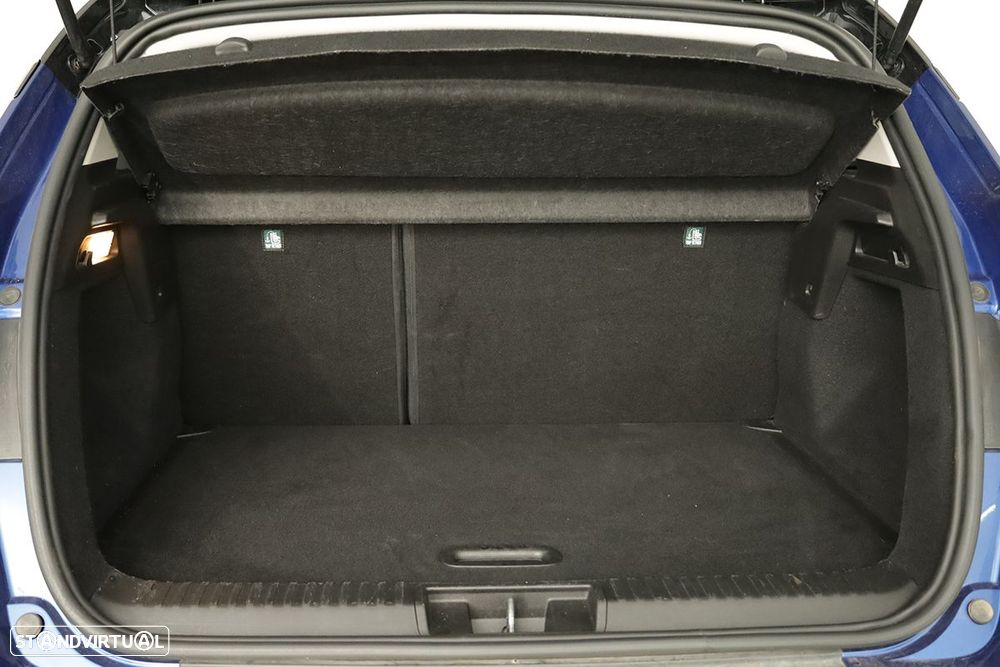 Renault Captur 1.0 TCe Techno Bi-Fuel - 24