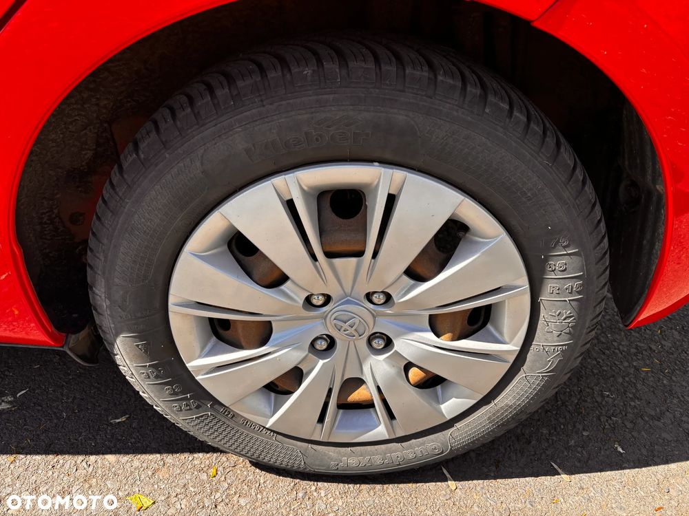 Toyota Yaris 1.0 Active - 17