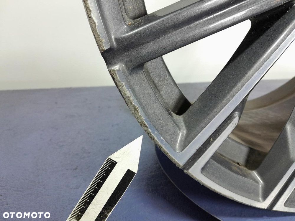 BMW 7 G11 G12 LCI FELGA ALUMINIOWA 5X112 10JX20 ET 41 8745915 - 2