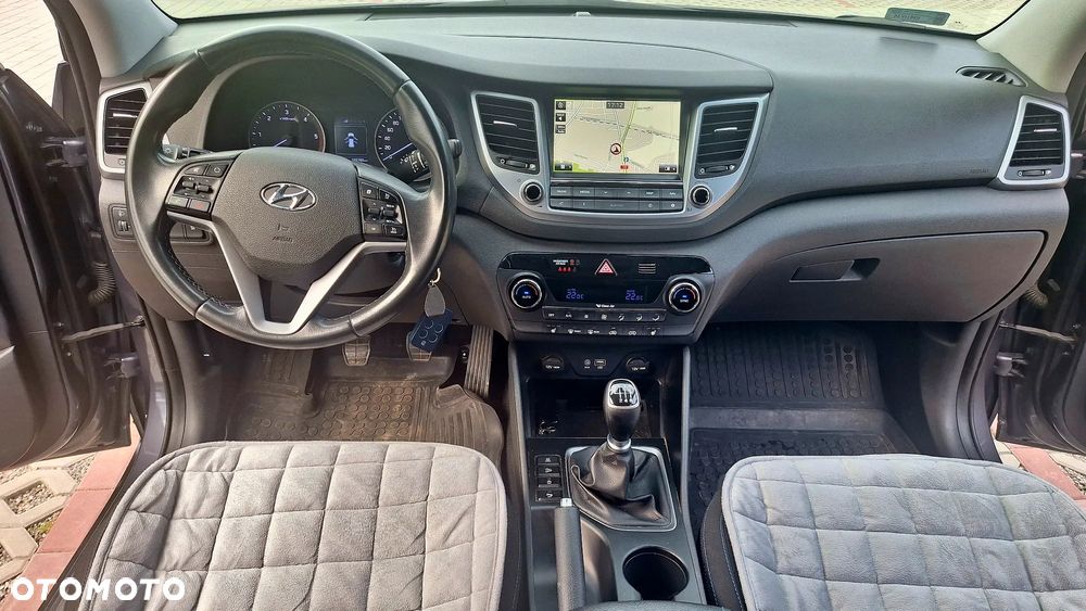 Hyundai Tucson 2.0 CRDi 2WD Trend - 22