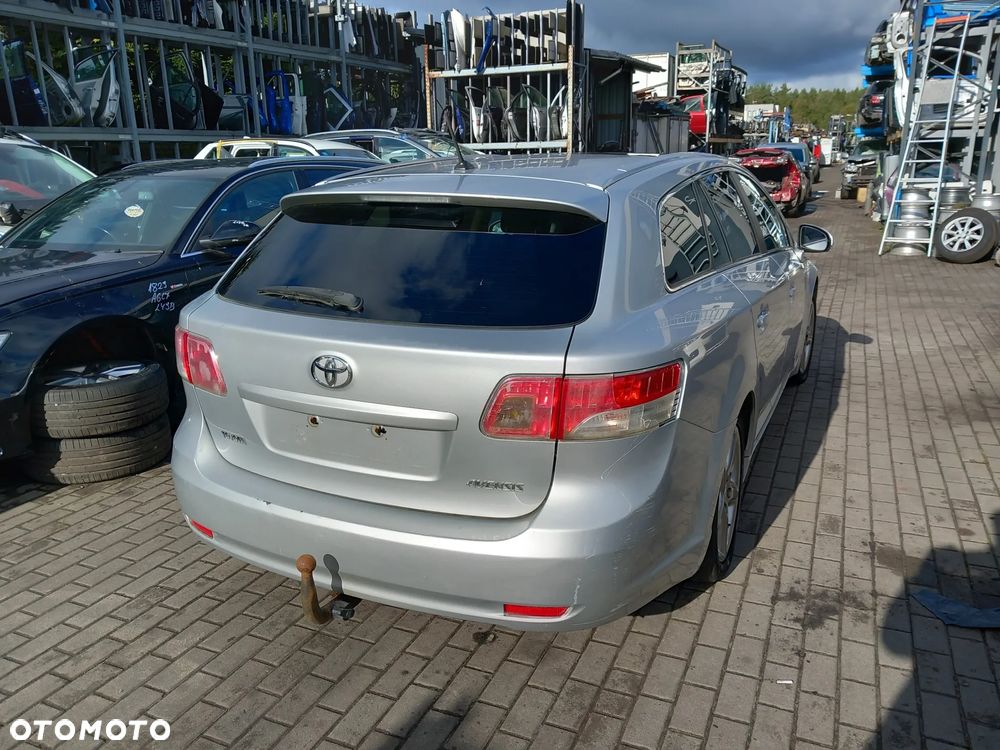 TOYOTA AVENSIS T27 TYLNE KOMPLETNE ZAWIESZENIE WÓZEK SANKI OŚ BELKA TYLNEGO ZAWIESZENIA KOMBI - 1