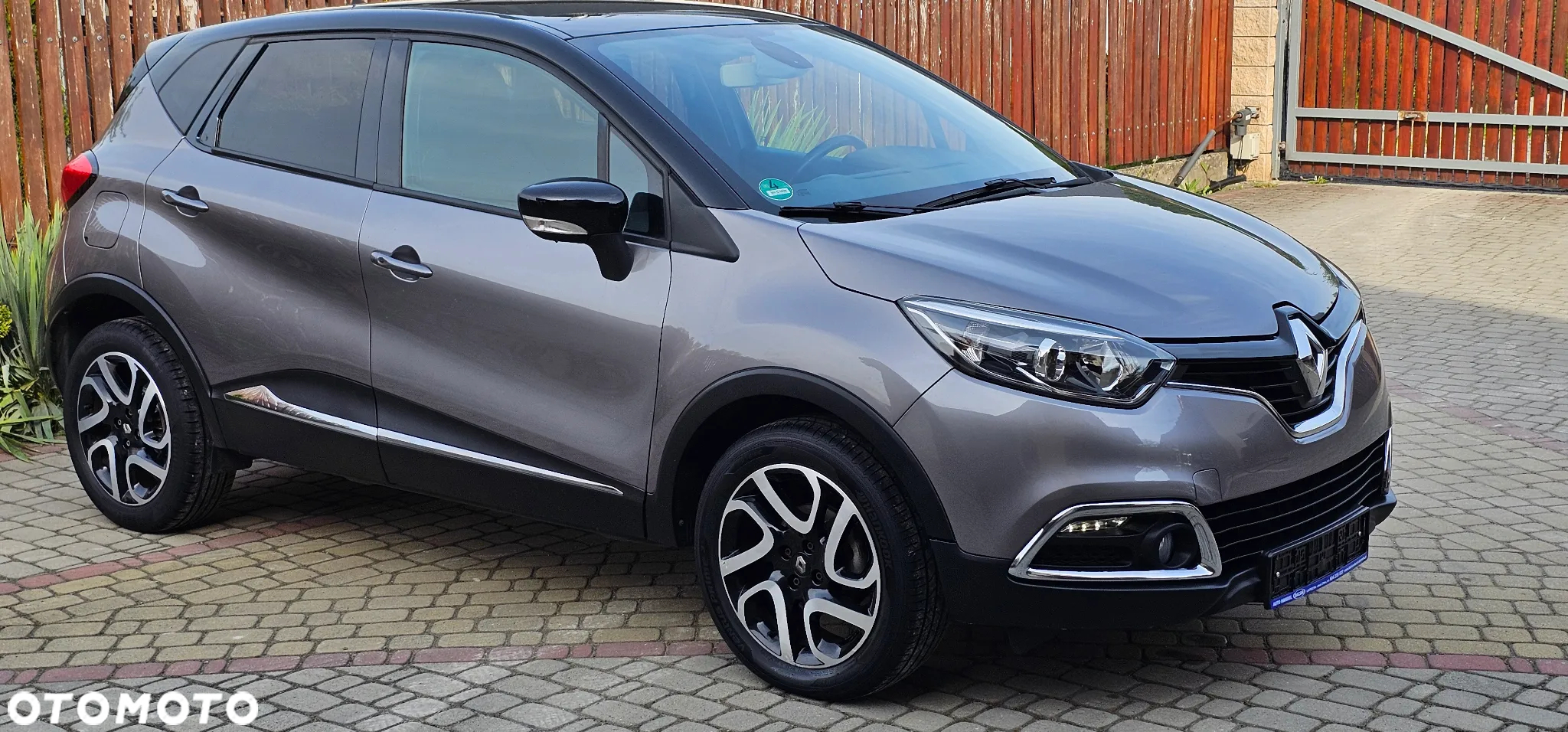 Renault Captur - 3