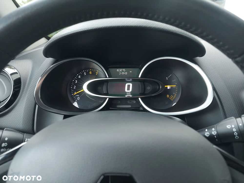 Renault Clio 1.2 16V 75 Dynamique - 8