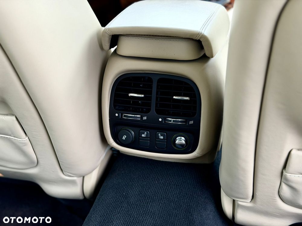 Jaguar XJ XJ8 4.2 Executive - 26