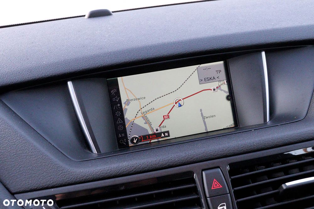 BMW X1 sDrive20i xLine - 36