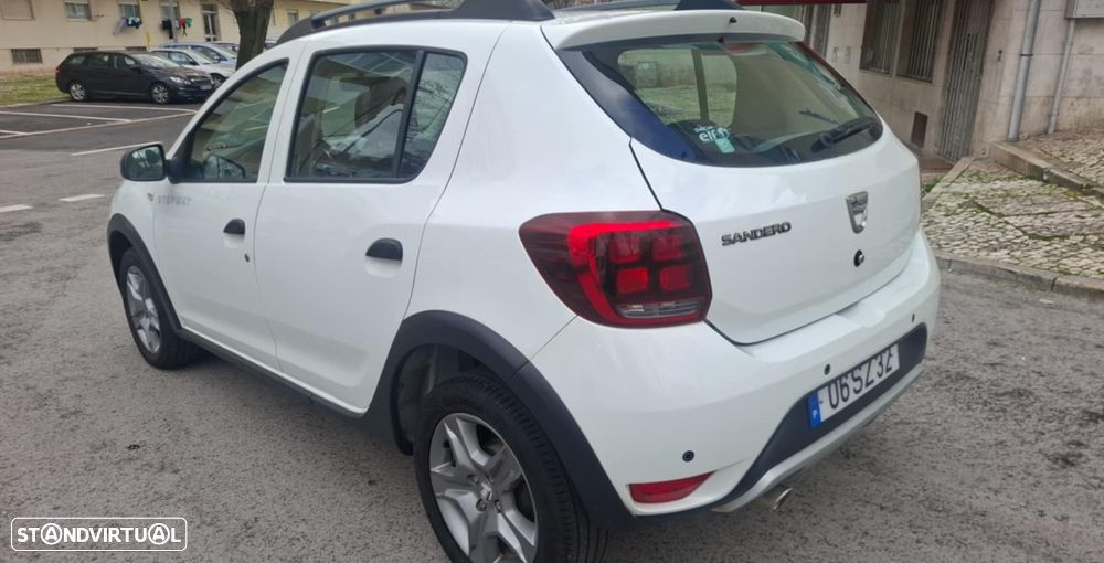 Dacia Sandero 0.9 TCe Stepway - 4