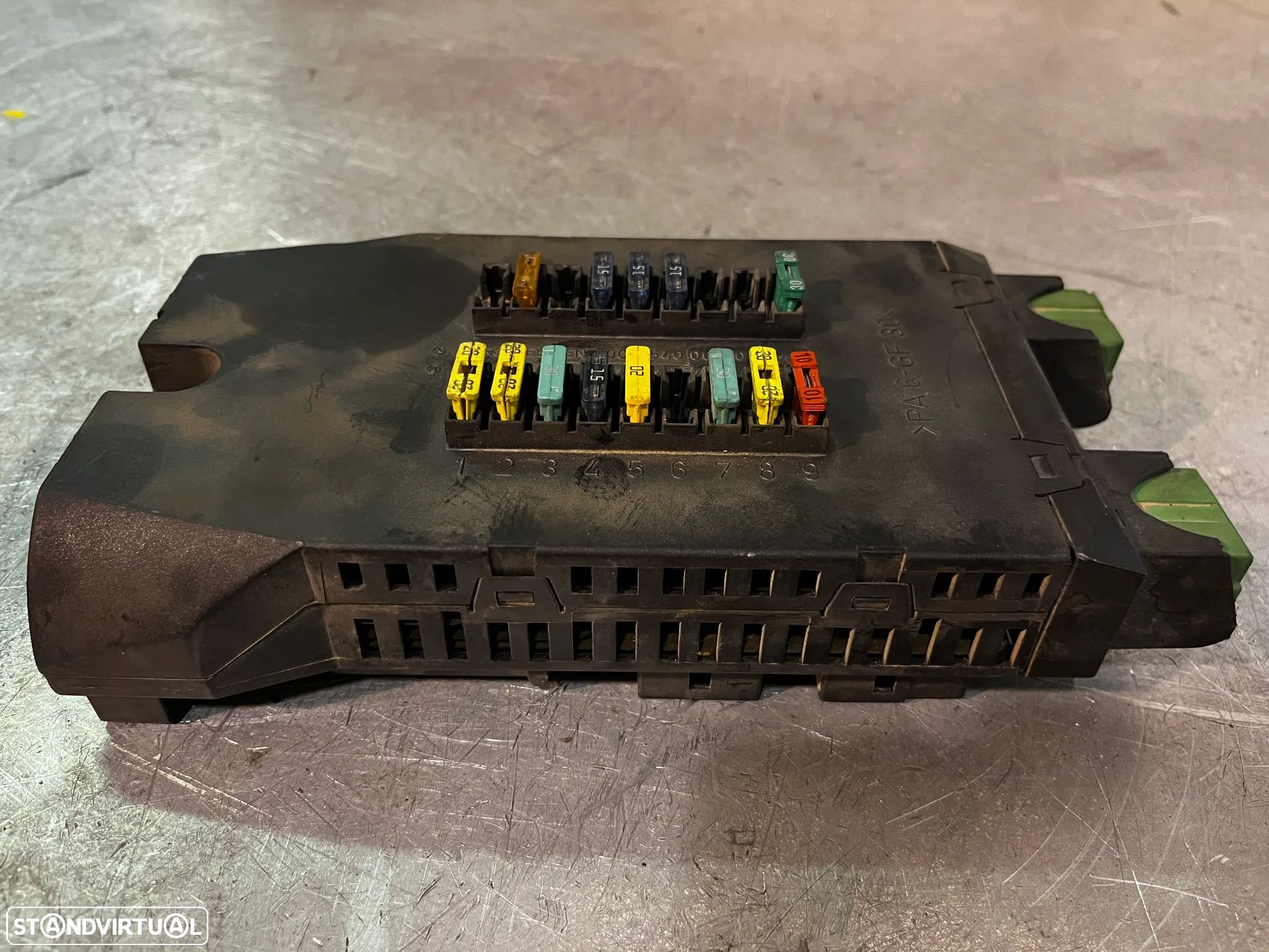 Caixa de Fusiveis Mercedes Vito 0005400650 - 1