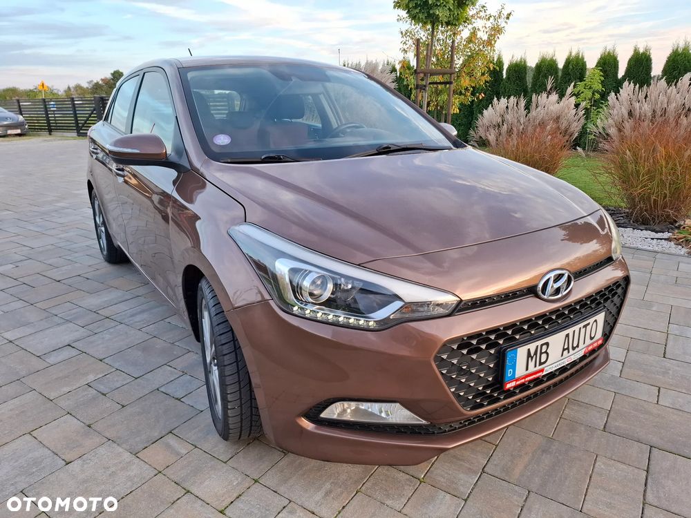 Hyundai i20 1.2 YES Gold - 30